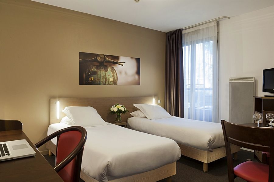 Comfort Suites Le-Port-Marly Paris Ouest Le Port-Marly Esterno foto