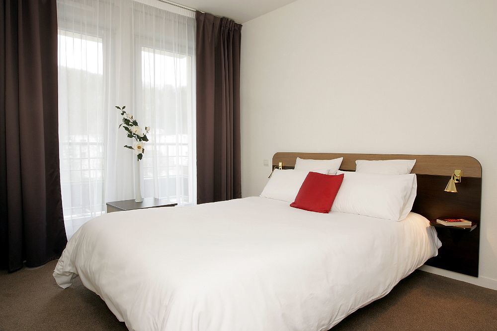 Comfort Suites Le-Port-Marly Paris Ouest Le Port-Marly Esterno foto